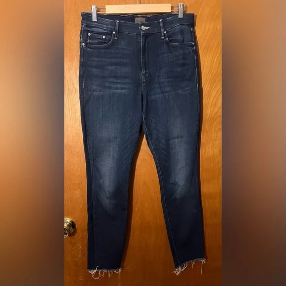 MOTHER High Waisted Looker Ankle Fray Jeans - Picture 3 of 11